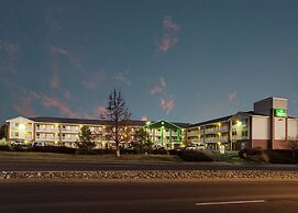 HomeTowne Studios by Red Roof Denver - Thornton