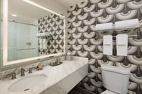 The Terrace Hotel Lakeland, Tapestry Collection by Hilton