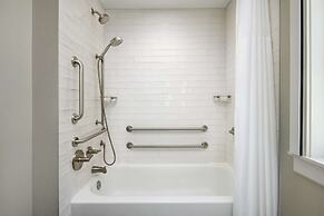 The Terrace Hotel Lakeland, Tapestry Collection by Hilton