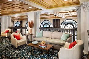 The Terrace Hotel Lakeland, Tapestry Collection by Hilton