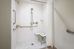 The Terrace Hotel Lakeland, Tapestry Collection by Hilton