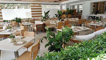 MB Hotel, Trademark Collection by Wyndham