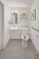 MB Hotel, Trademark Collection by Wyndham