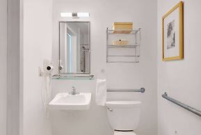 MB Hotel, Trademark Collection by Wyndham