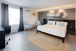 MB Hotel, Trademark Collection by Wyndham