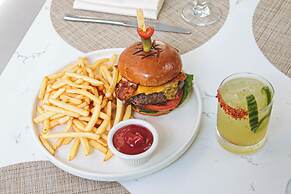 MB Hotel, Trademark Collection by Wyndham