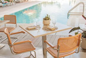 MB Hotel, Trademark Collection by Wyndham