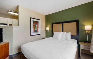Extended Stay America Select Suites Tampa Airport Memorial