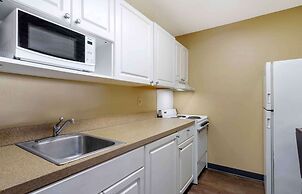 Extended Stay America Select Suites Tampa Airport Memorial