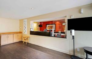 Extended Stay America Select Suites Tampa Airport Memorial