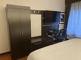 Holiday Inn Express Metropolis by IHG