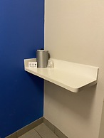 Holiday Inn Express Metropolis by IHG