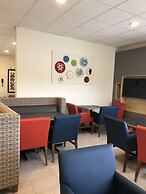 Holiday Inn Express Metropolis by IHG