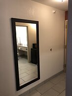 Holiday Inn Express Metropolis by IHG