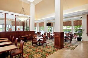 Hilton Garden Inn Chicago / Oak Brook