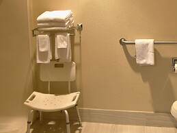 Quality Inn & Suites Brooks Louisville South