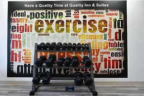 Quality Inn & Suites Brooks Louisville South