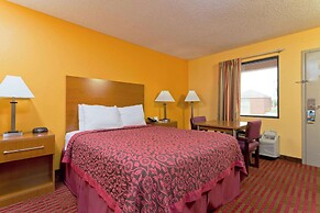 Days Inn by Wyndham Franklin