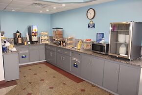 Days Inn by Wyndham Franklin