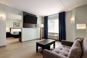 Wingate by Wyndham Salisbury