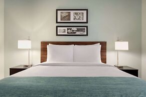 Wingate by Wyndham Salisbury