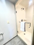 Wingate by Wyndham Salisbury