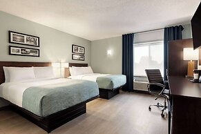 Wingate by Wyndham Salisbury