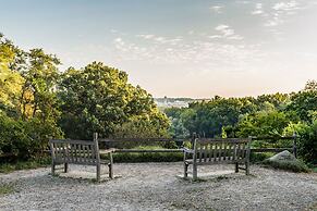 Sonesta Simply Suites Detroit Ann Arbor