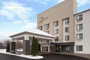 EVEN Hotel Ann Arbor S - University Area by IHG