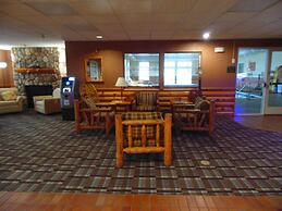 American Inn and Suites Houghton Lake