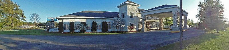 American Inn and Suites Houghton Lake