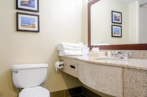 Comfort Inn & Suites Biloxi - D'Iberville