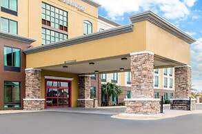 Comfort Inn & Suites Biloxi - D'Iberville