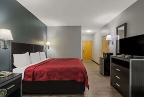 Econo Lodge Inn & Suites