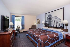 Super 8 by Wyndham Indianola