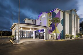 Spark by Hilton Biloxi Ocean Springs
