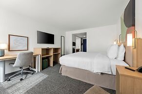 Spark by Hilton Biloxi Ocean Springs