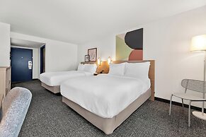 Spark by Hilton Biloxi Ocean Springs