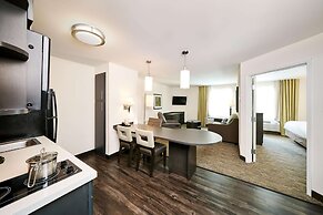 Sonesta Simply Suites  St Louis Earth City