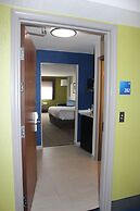 Holiday Inn Express Hotel & Suites Raton by IHG