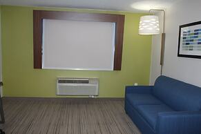 Holiday Inn Express Hotel & Suites Raton by IHG