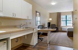 Extended Stay America Suites Long Island Bethpage