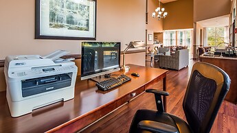 Best Western Plus The Inn & Suites At The Falls