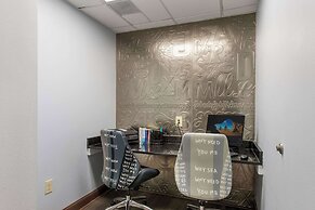 Clarion Pointe Greensboro Airport