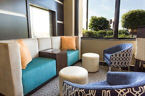 Drury Inn & Suites Greensboro