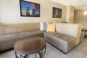 Drury Inn & Suites Greensboro