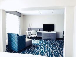 Comfort Inn & Suites Greenville Near Convention Center