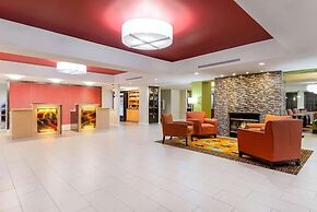 La Quinta Inn & Suites Summersville / New River National Park