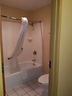 Days Inn by Wyndham Tulsa Central