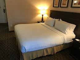 Clarion Pointe Medford